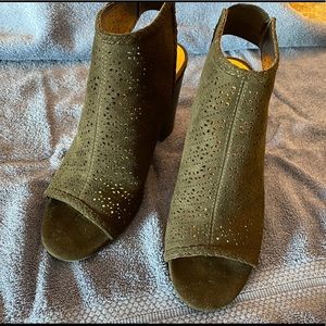 Lauren Conrad Hazlenut